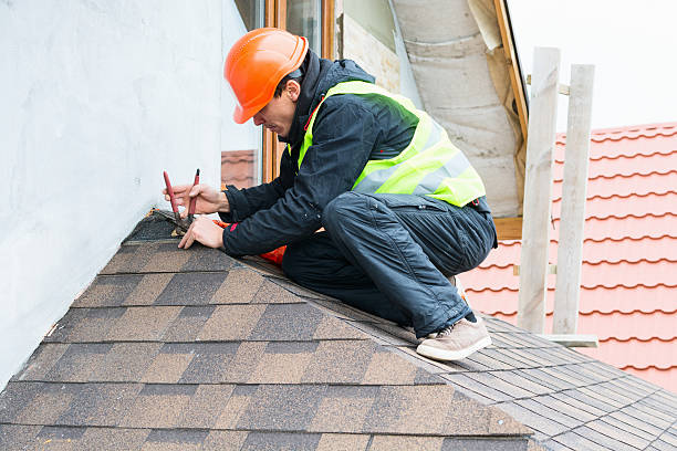 Best Residential Roofing Contractor  in Marinette, WI